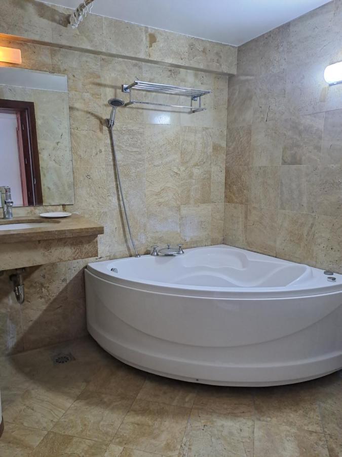 The Pilgrim Boutique Hotel ฮานอย ภายนอก รูปภาพ